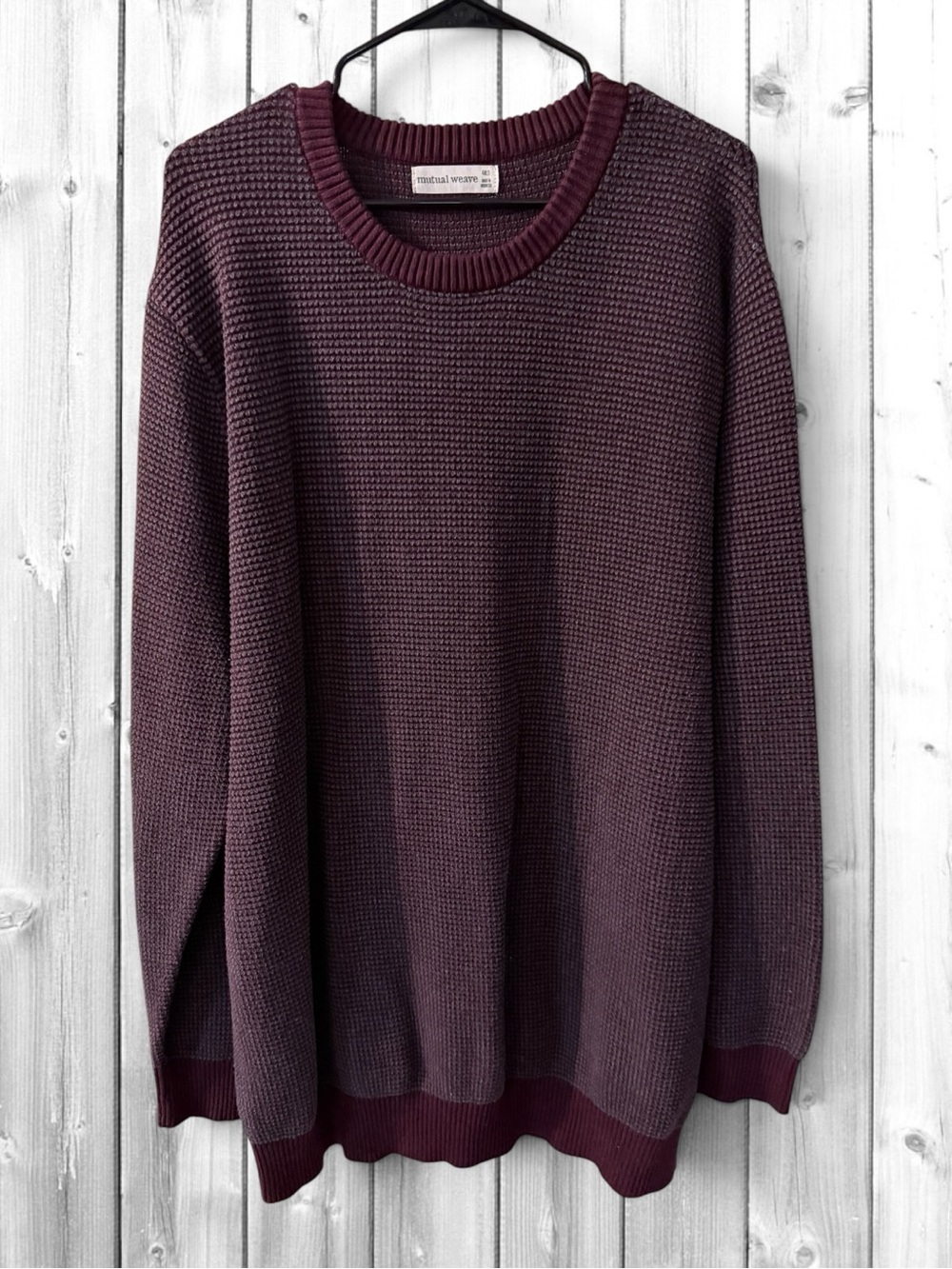 🌼MUTUAL WEAVE BURGUNDY GRAY CREWNECK SWEATER
